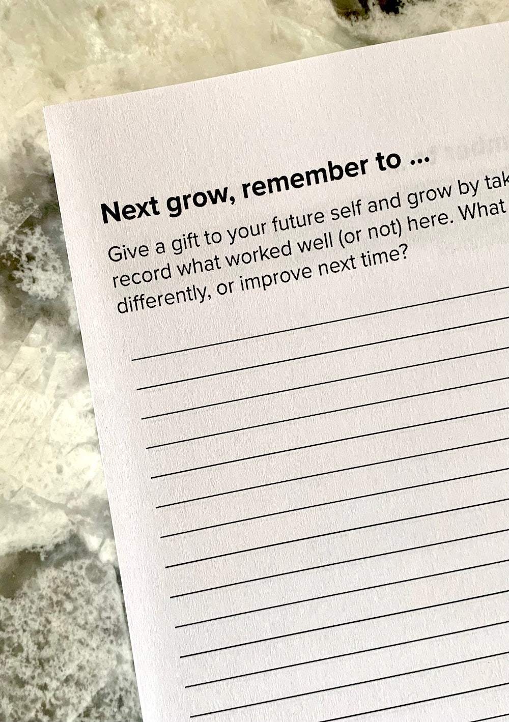 A complete logbook to organize, track, and refine every stage of your cannabis grow in one professional companion.